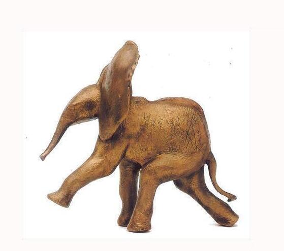 Hans Joachim Ihle, Stürmender Elefant, 1968, Bronze